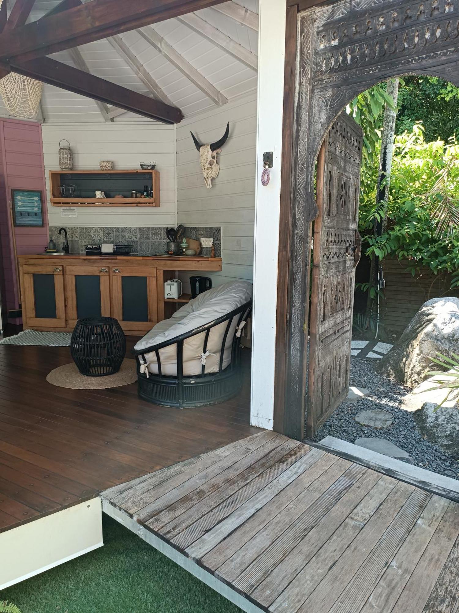 Tiki Paradise Lodge Fwi Sainte-Anne  Eksteriør bilde